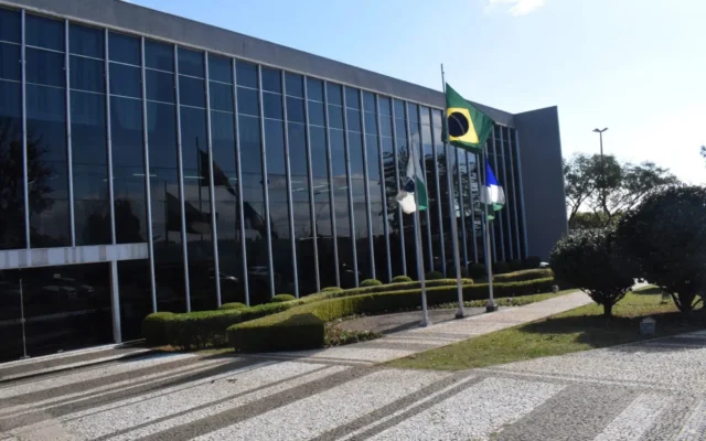 Prefeitura de Guarapuava recebe alerta da Controladoria após despesa com pessoal se aproximar do limite prudencial