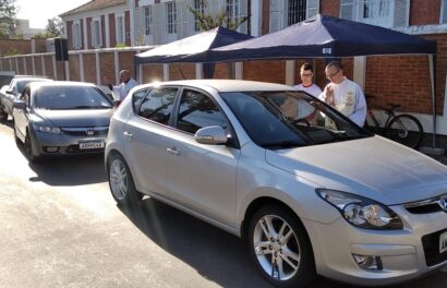 Bênção dos veículos em honra ao Dia de São Cristóvão.Foto: Céci Maciel