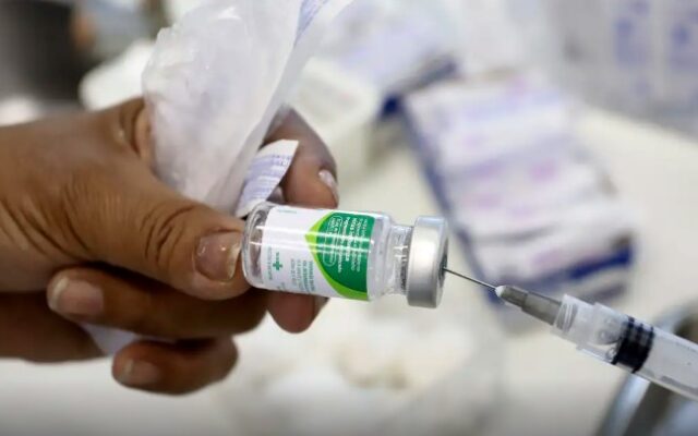 Com 1,2 milhão de doses aplicadas, Paraná reforça chamada para vacinação contra gripe