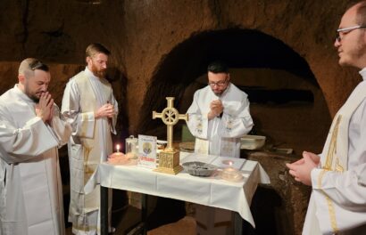 Visita às Catacumbas de São Calisto. (Fotos: arquino padre Matheus Kurta)
