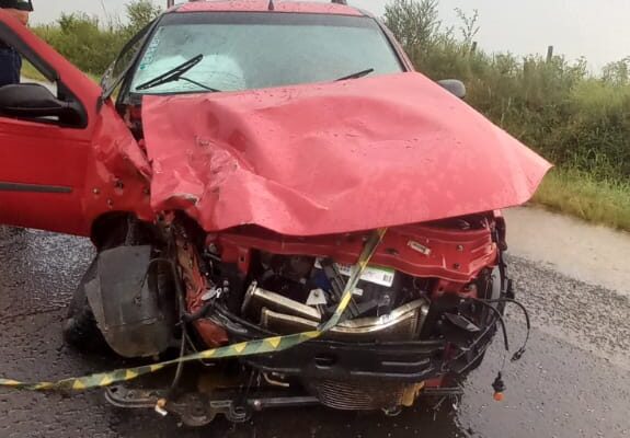 Grave colisão frontal na PR-170 deixa um morto e dois feridos em Guarapuava