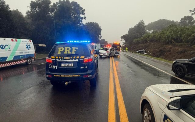 Batida frontal mata quatro pessoas na BR-277, em Guarapuava; bebê fica em estado gravíssimo