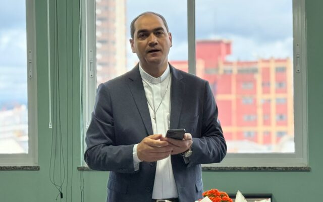 Padre Valdecir Badzinski assume direção das rádios Cultura FM e 93FM e inicia novo capítulo na história da Fundação Nossa Senhora de Belém